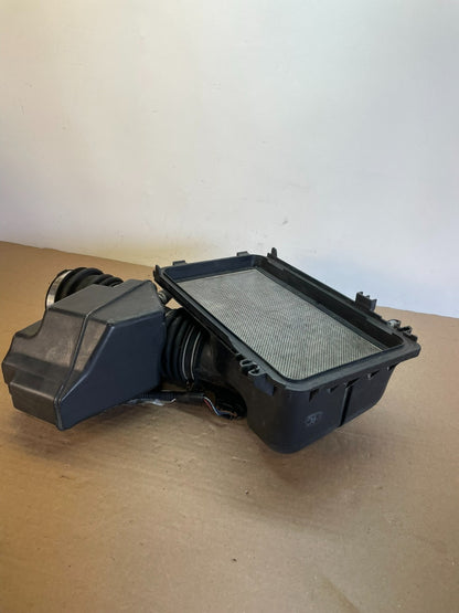 2004 to 2010 Toyota Sienna Air Cleaner Box AF84764