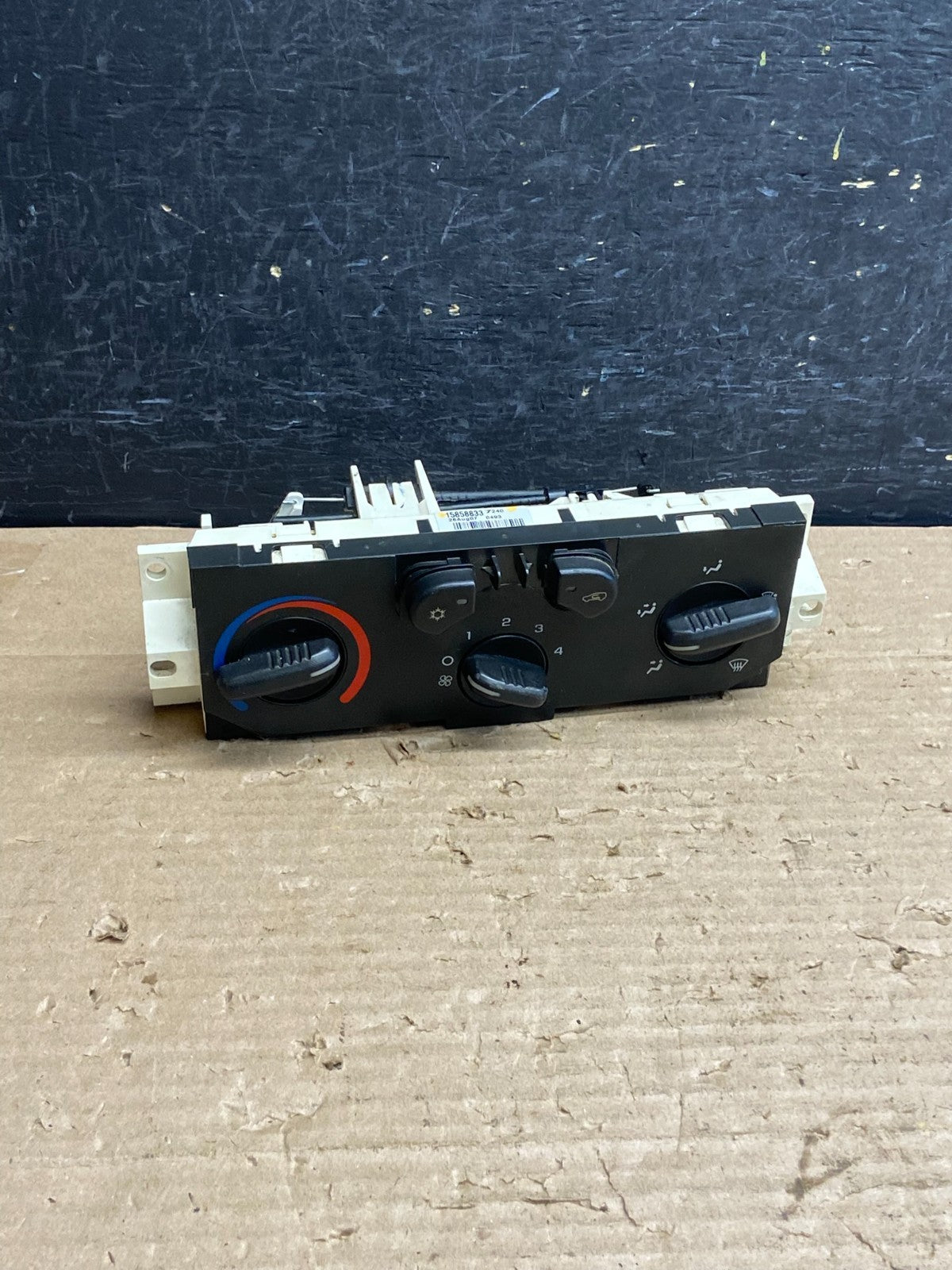 2004 to 2008 GMC Chevrolet Canyon Colorado Climate Control A/C Panel ag8554 DG0