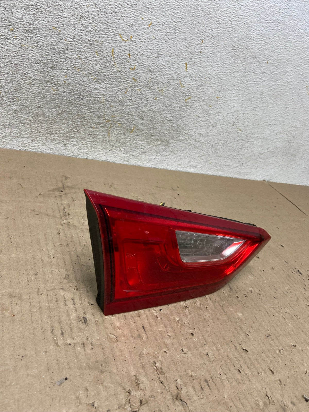 2016 - 2019 Chevrolet Malibu Left Driver LH Inner Tail Light AI2291 LK1