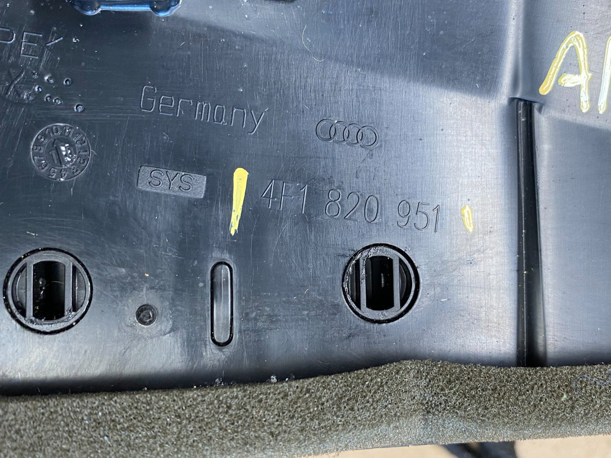 2006 to 2011 Audi A6 Center Dashboard Air Vent ai2993 DG5