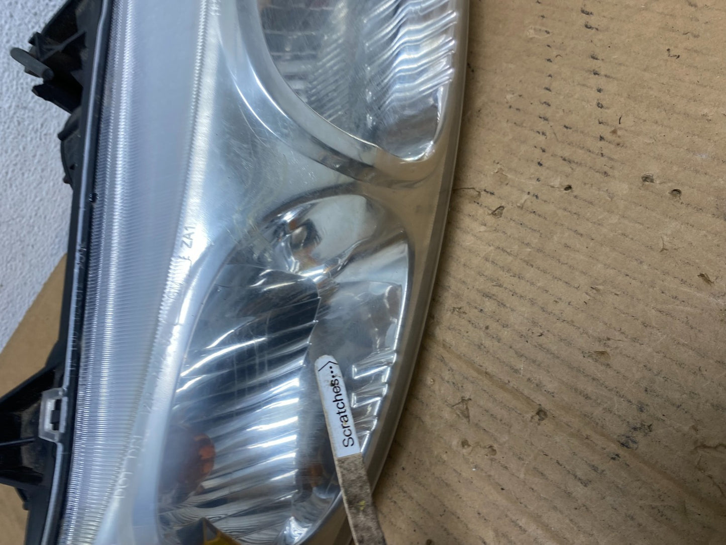 2003 to 2007 Saturn Ion Halogen Headlight Right Passenger RH Side AD0945 DW3