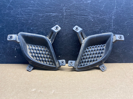 2010 to 2015 Hyundai Tucson Front Bumper Right+Left Side Fog Lights Cover AF68450