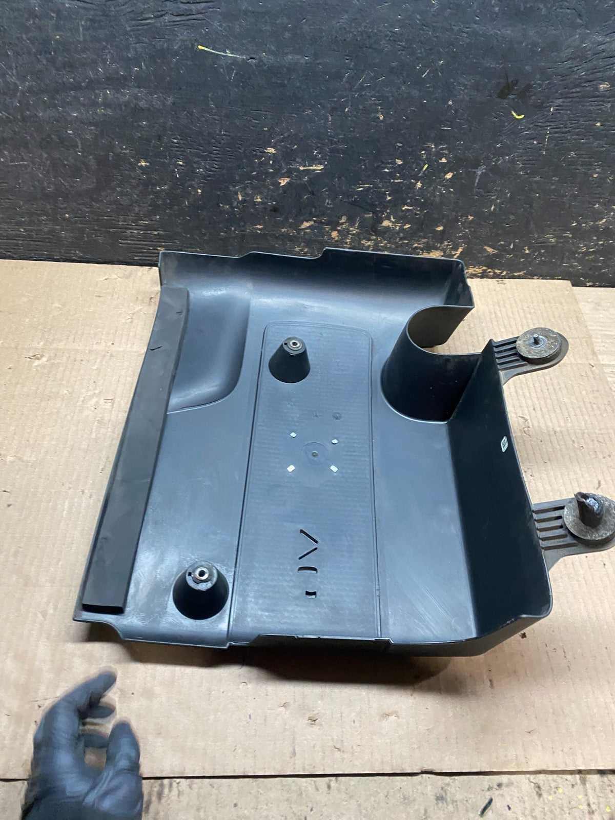 2013 to 2016 Nissan Pathfinder Engine Cover Motor Shield W5765 DG7