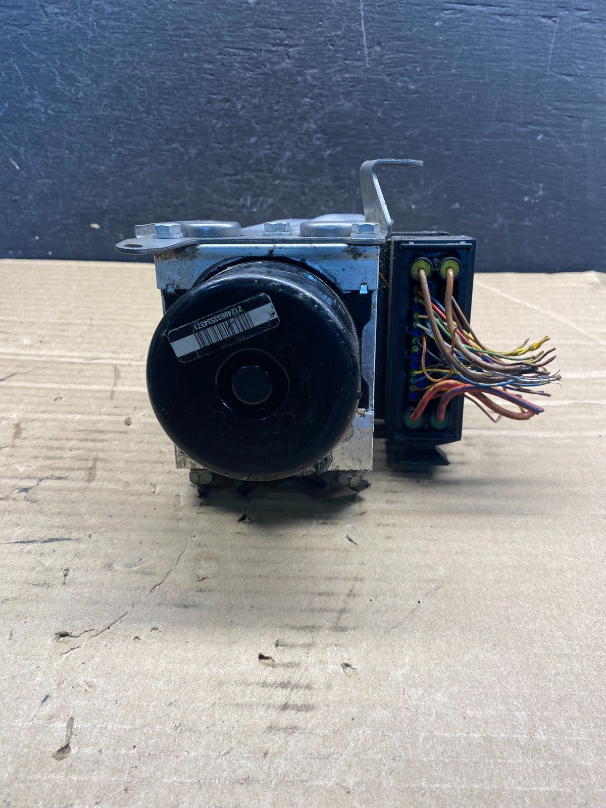 2007 2008 BMW 135i ABS Anti Lock Brake Pump 6784766-01 AF0102 DW5