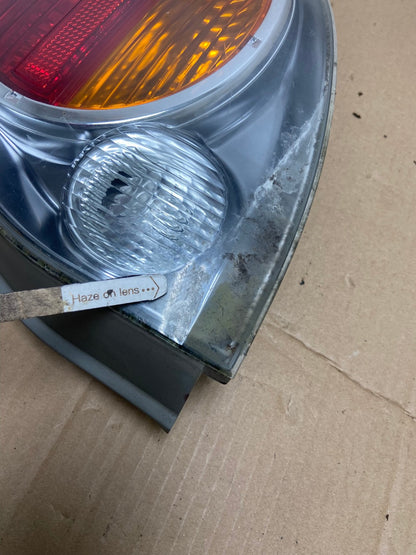 2002 2003 Nissan Maxima Right Passenger RH Side Tail Light AI1163 LK4