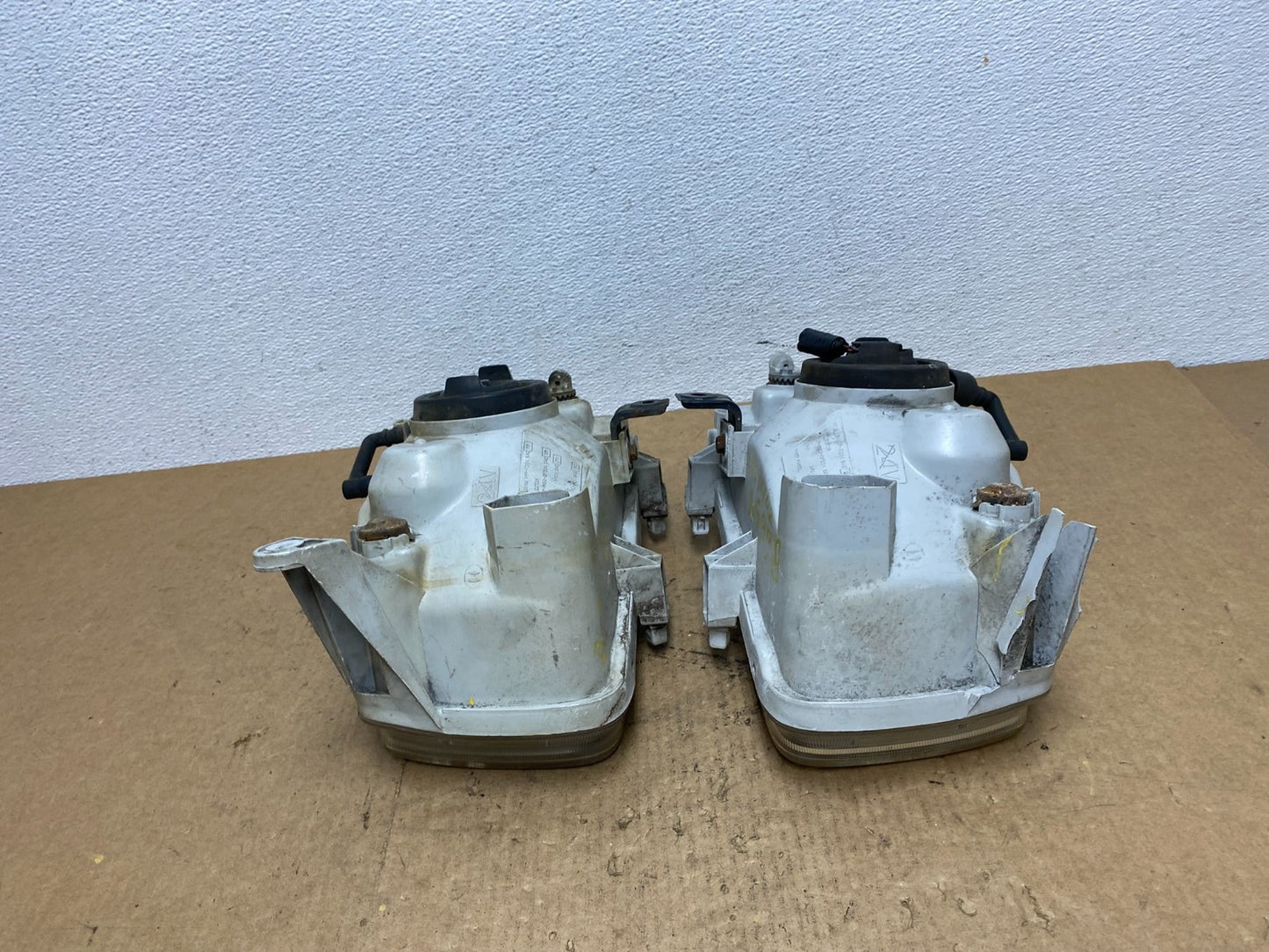 1999-2004 Nissan Pathfinder Left+Right Side Set Halogen Headlights Oem AC3402 DW11