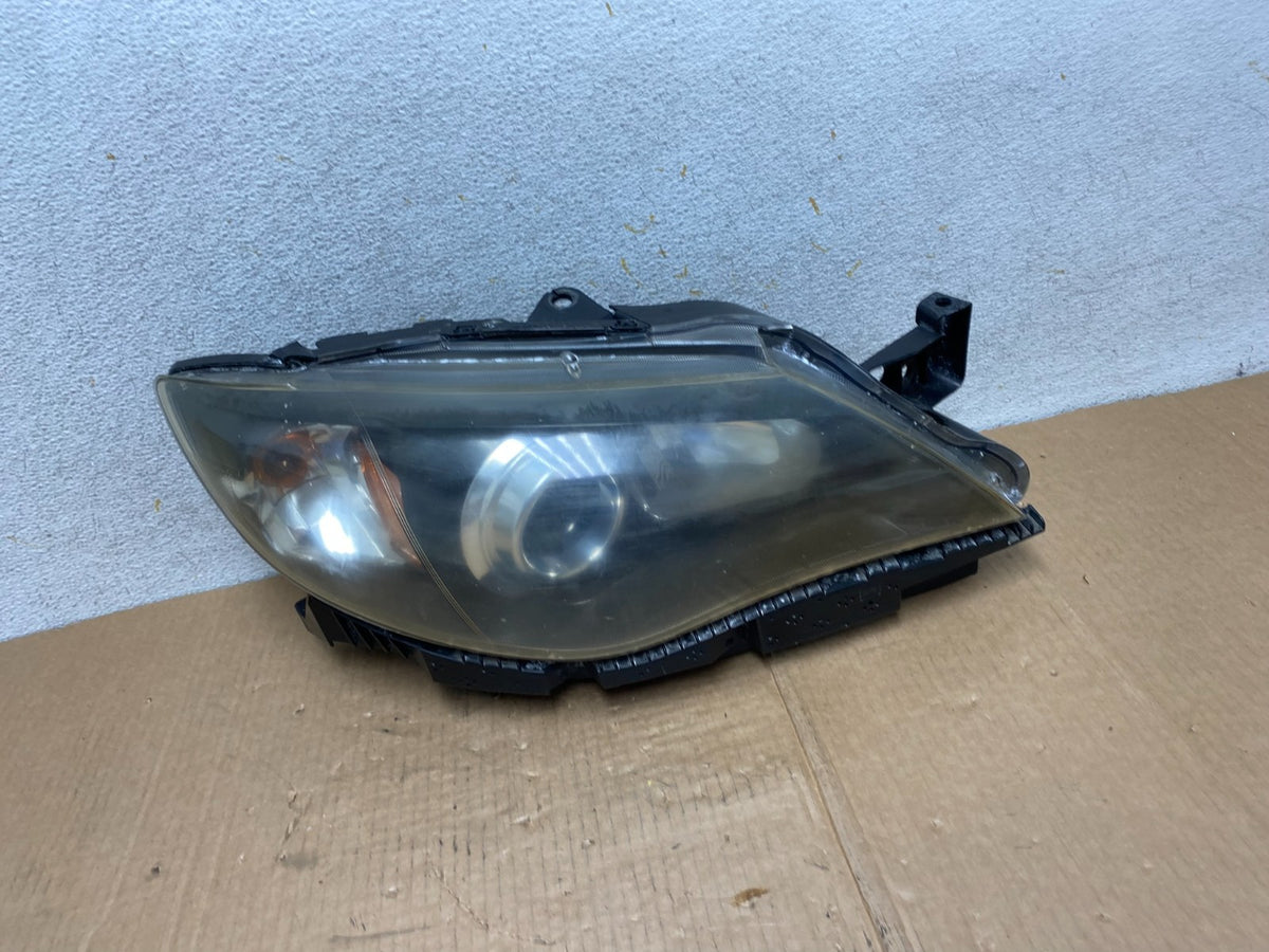 2008 to 2011 Subaru Impreza Right Passenger Side Halogen Headlight AI4473 DW0