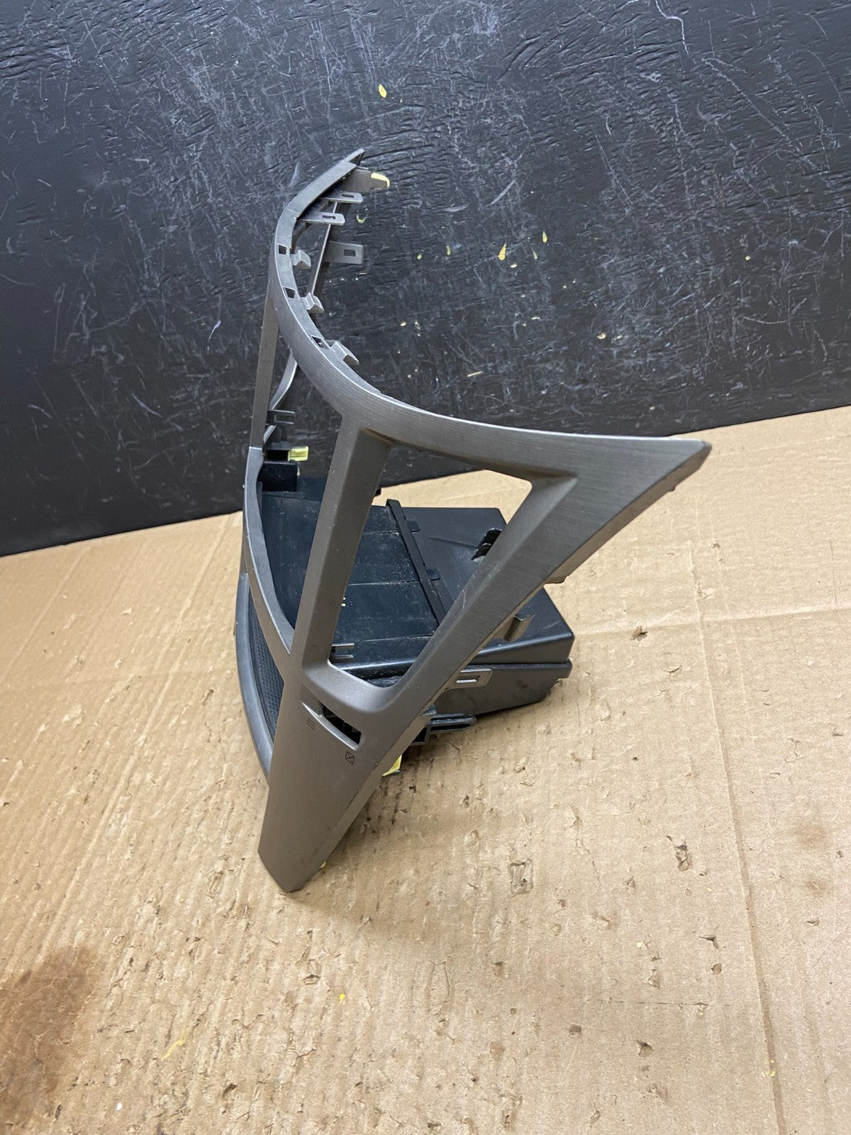 2010-2014 Subaru Legacy Outback Vent Radio Panel Trim Bezel AD1968 DG2