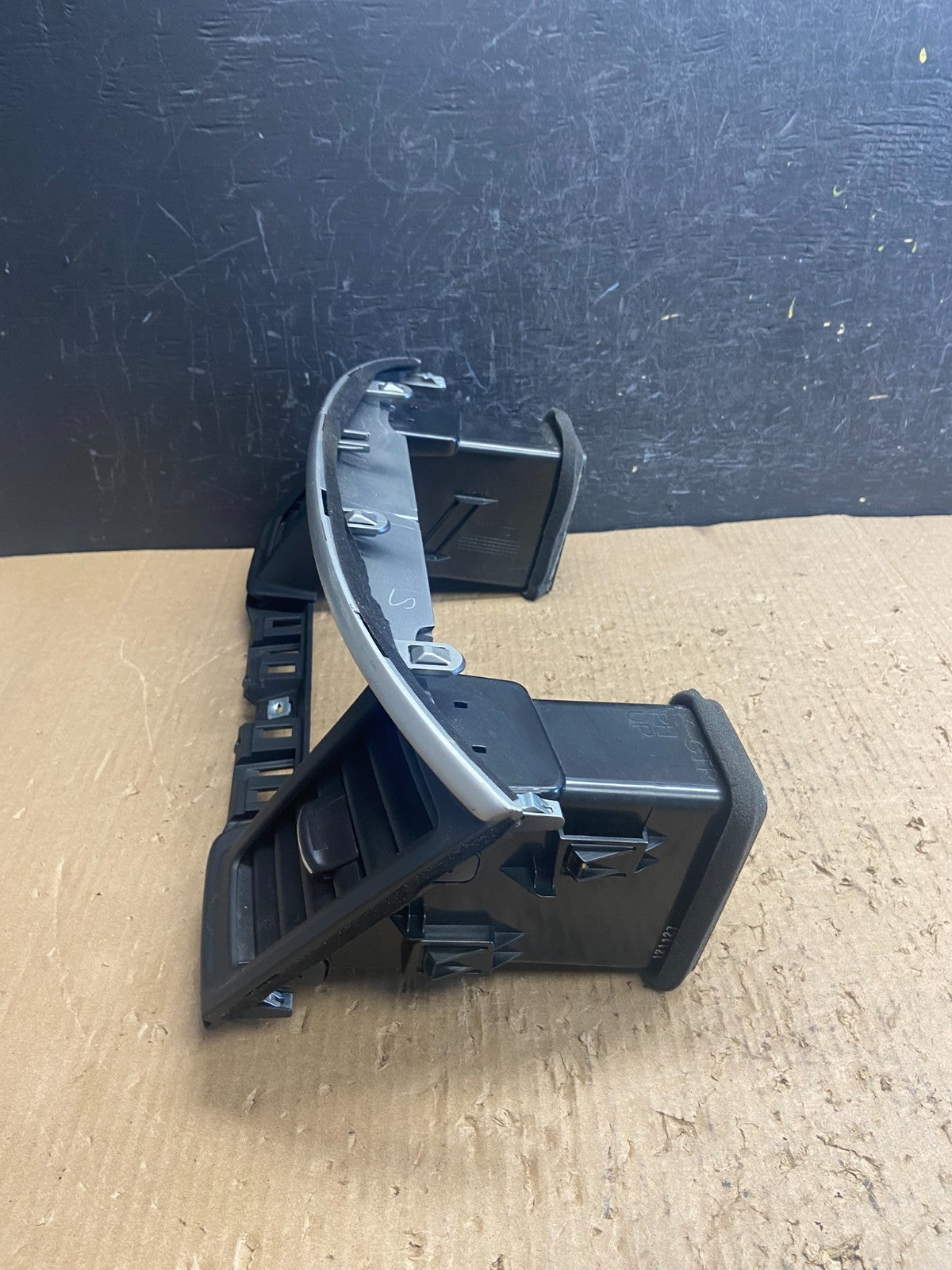 2013 to 2020 Nissan Pathfinder Center Dash Radio Trim Bezel Surround AF1512 DG2