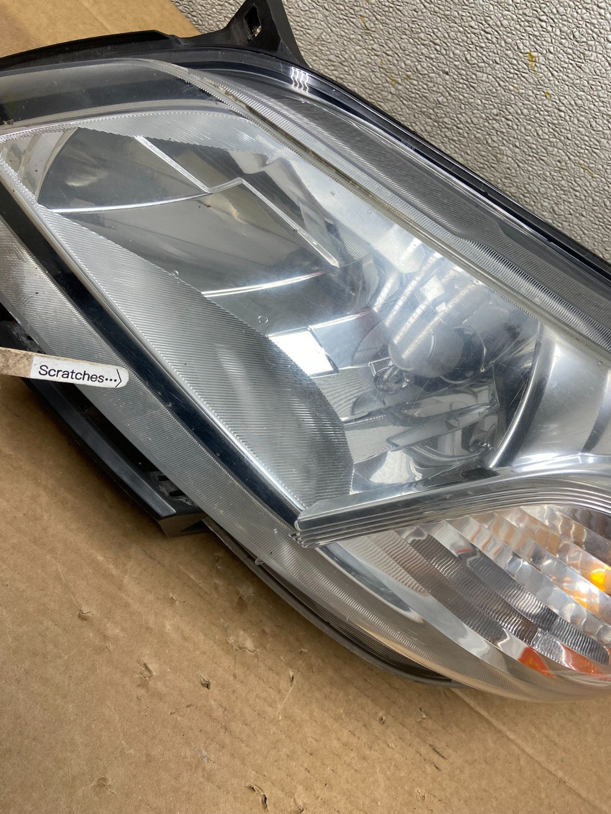 2013 to 2017 Nissan NV200 Left Driver LH Halogen Headlight AB5084 DW3