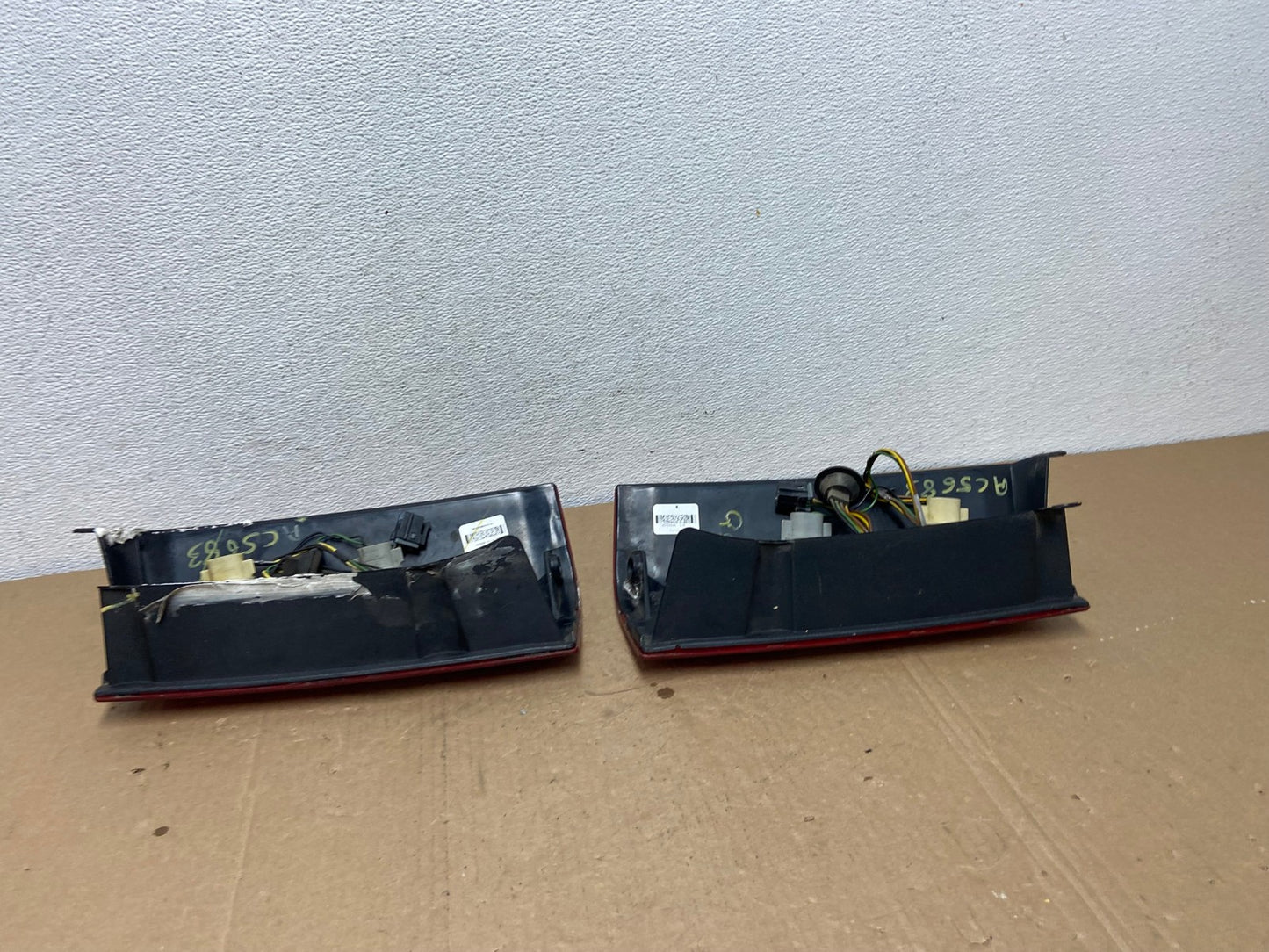 2003 to 2017 Chevrolet Express 1500 Left+Right Side Tail Lights Oem AC5683 LK7