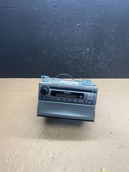 2003 to 2006 Subaru Forester AM FM CD Radio Receiver  OEM AB9406 DG0