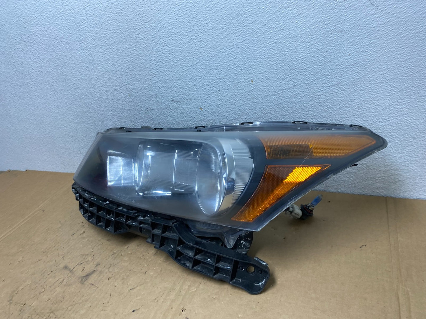 2008 to 2012 Honda Accord Sedan Headlight Left Driver Lh Side TYC AD3181 DW1