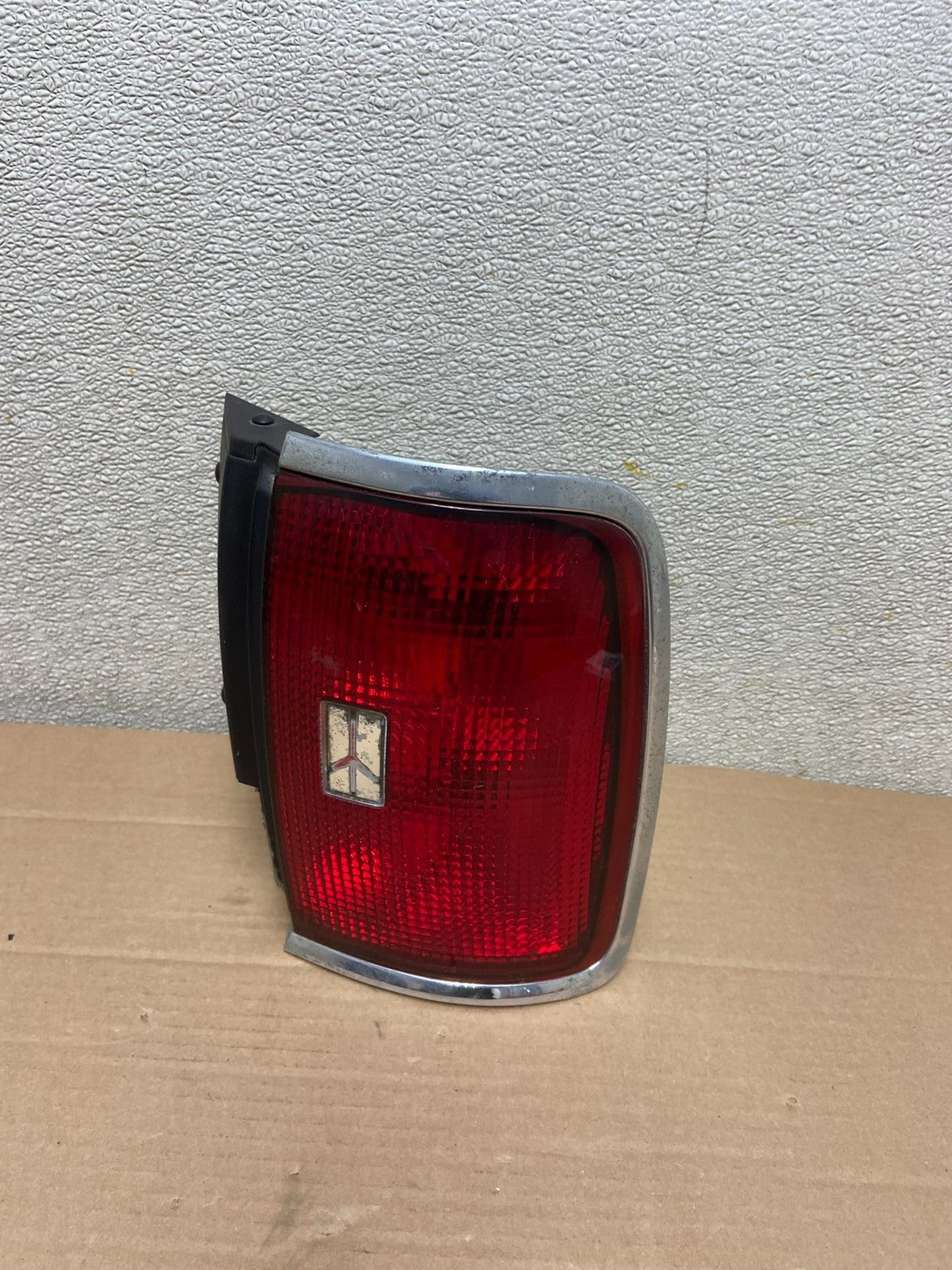 1991 - 1996 Oldsmobile 98 Ninety Eight Right Passenger RH Tail Light AA8651 DW0