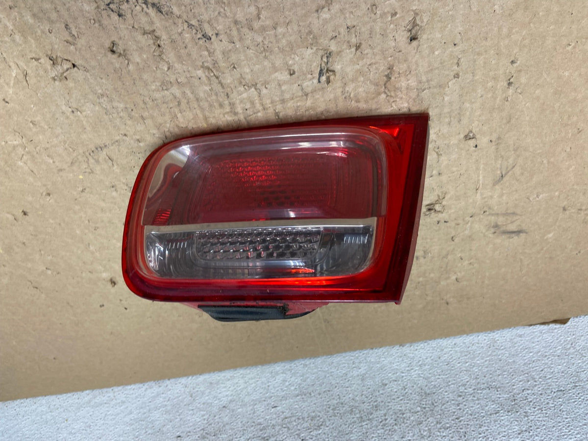 2013-2016 Chevrolet Malibu Right Passenger Rh Inner Tail Light AF9169 LK0
