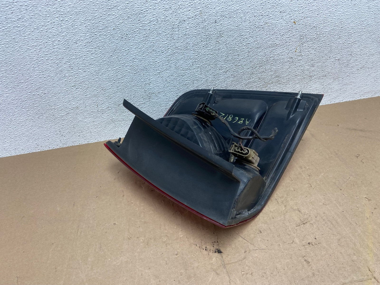 2003 2004 2005 2006 Ford Expedition Left Driver Lh Tail light AE6812 LK4