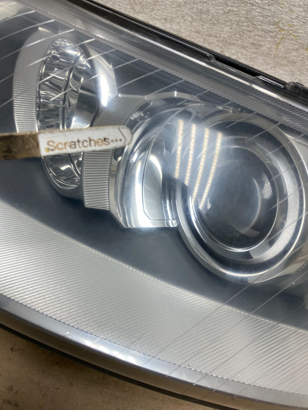 2005 to 2008 Audi A6 Left Driver Side Headlight Xenon HID AI0952 DW3