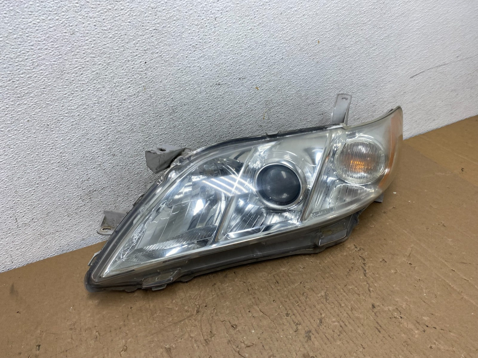 2007 2008 2009 Toyota Camry Halogen Headlight Left Driver LH Side AD8223 DW2