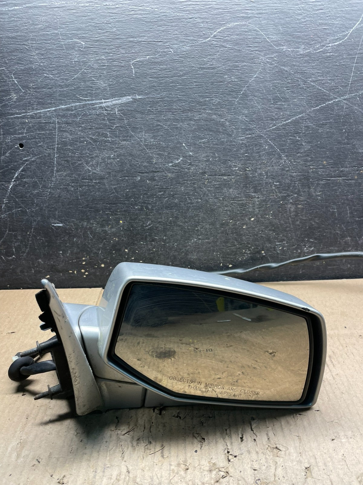 2004 to 2009 Cadillac SRX Right Passenger Rh Side Door Mirror Oem V8874 DG11