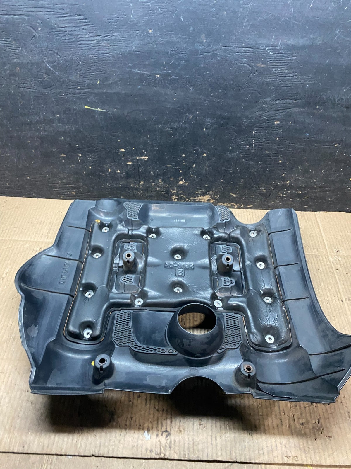 2006 to 2008 Kia Sedona V6 3.8L Engine Motor Cover T9487 DG5