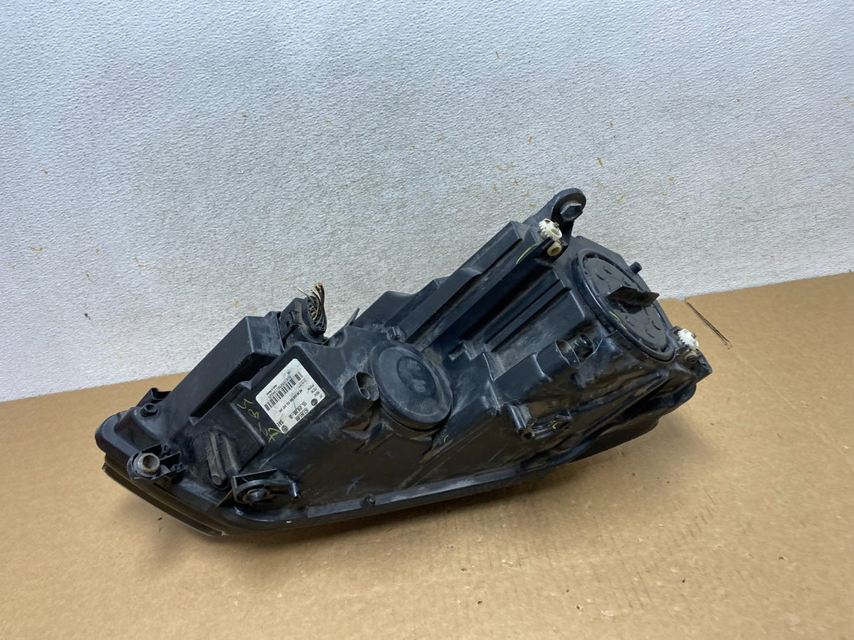 2011 to 2014 Volkswagen Jetta Left Driver LH Headlight Halogen AI3299 DW5