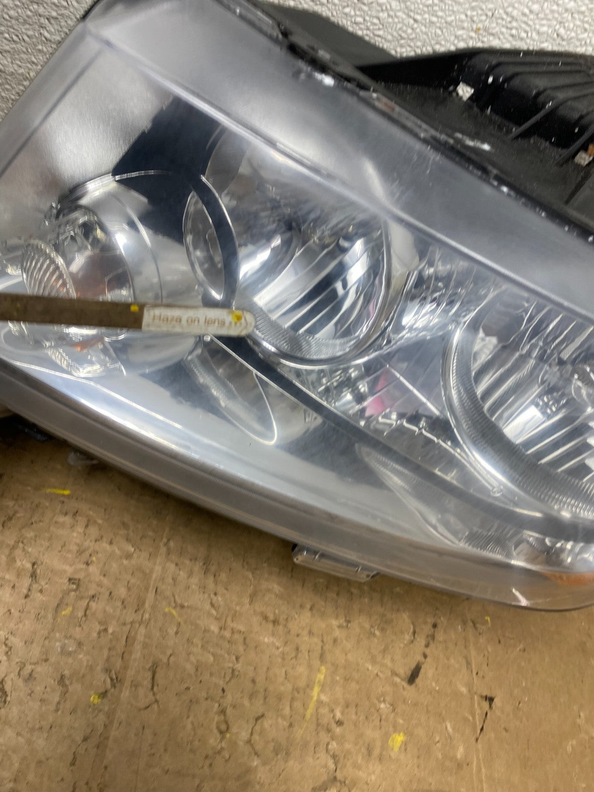 2011-2013 Jeep Grand Cherokee Left+Right Halogen Headlights V8597 DW8