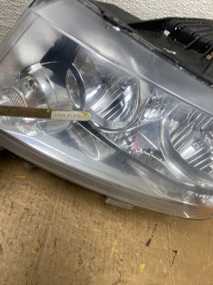 2011-2013 Jeep Grand Cherokee Left+Right Halogen Headlights V8597 DW8