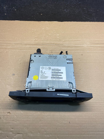 2012 to 2017 Fiat 500 Sirius Radio CD Player AE4574 DG3