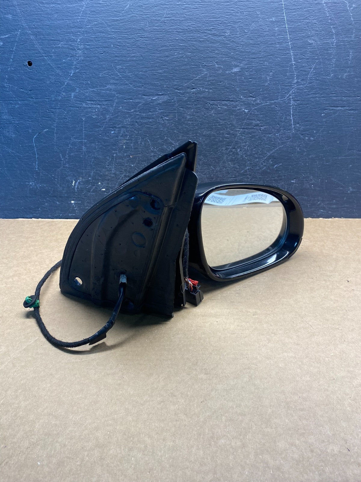 2006-2009 Volkswagen Golf GTI Right Passenger Rh View Door Mirror AD98589