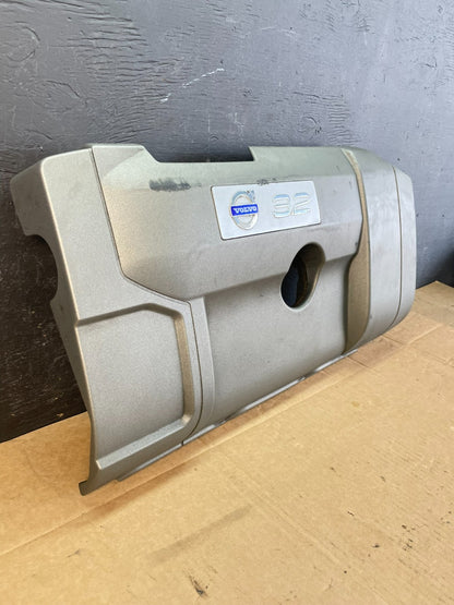 2005 to 2011 Volvo S80 3.2L Upper Top Engine Motor Dust Cover AC5115 DG2