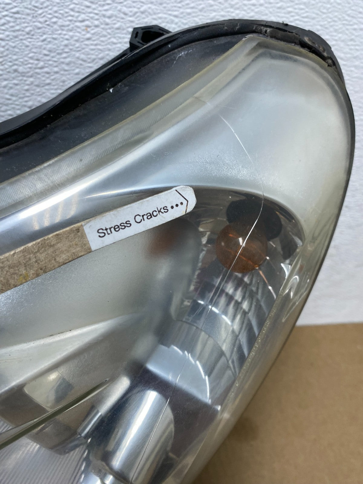 2007 to 2010 Chrysler Sebring Left+Right Side Headlights AF9867 DW5