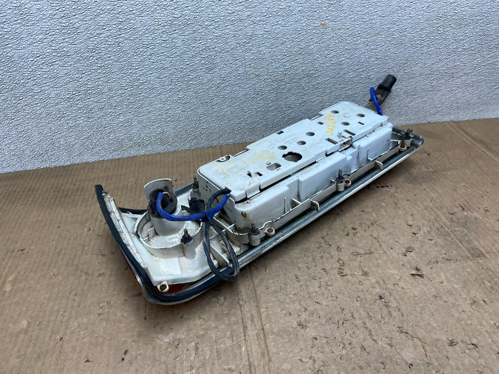 1985 to 1986 Toyota Camry Passenger Right Side Tail Light OEM AA72006