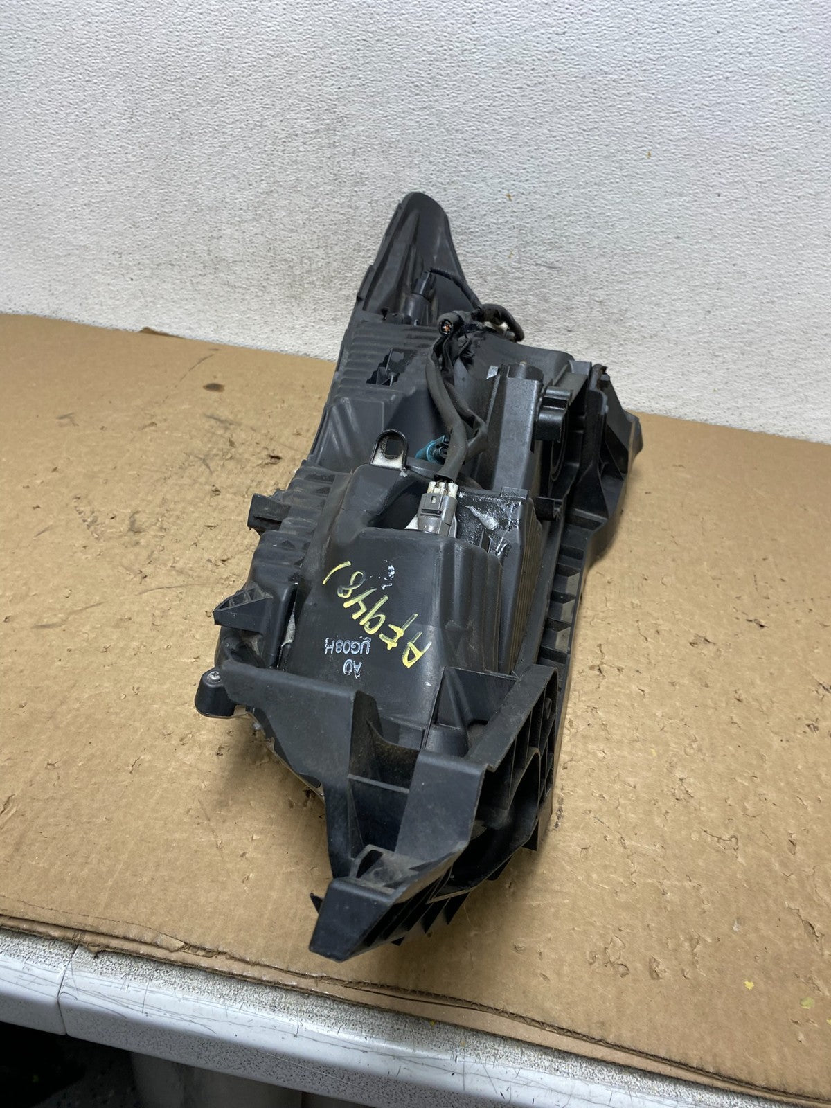 2008 to 2012 Honda Accord Sedan Right Passenger RH Headlight AF9481 DW9