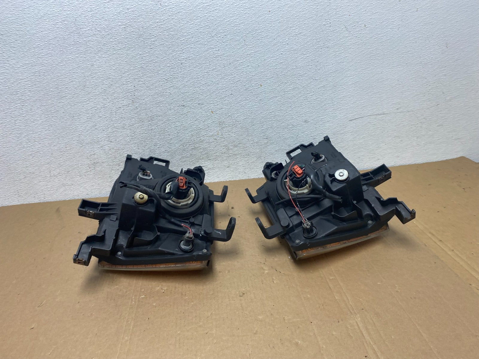 2005-2015 Nissan Xterra Driver Left+Right Side Set Headlights AD7931 DW9