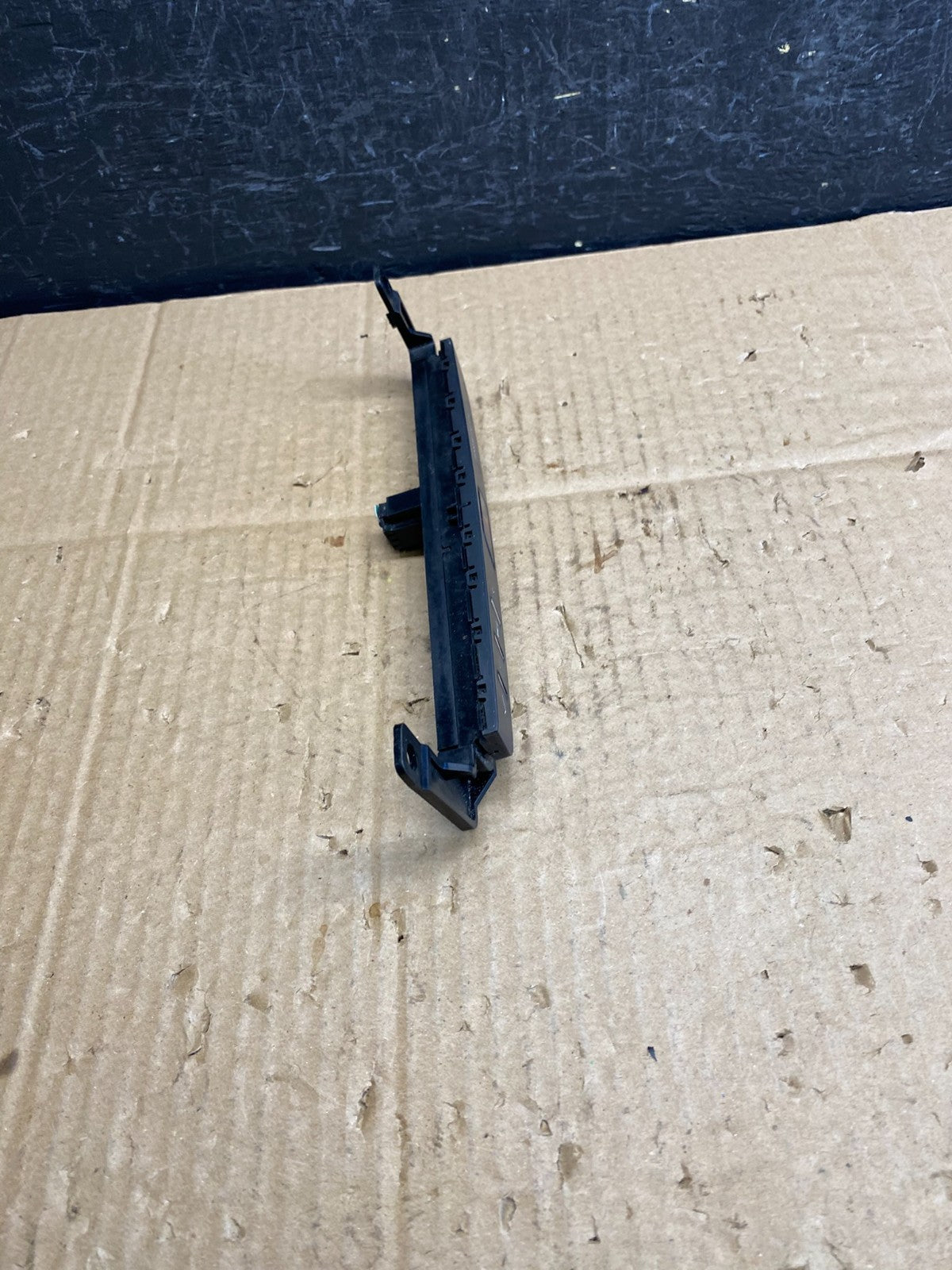 2013 - 2017 Buick Enclave Center Dash Hazard Waring Multi Switch AC9571 DG1