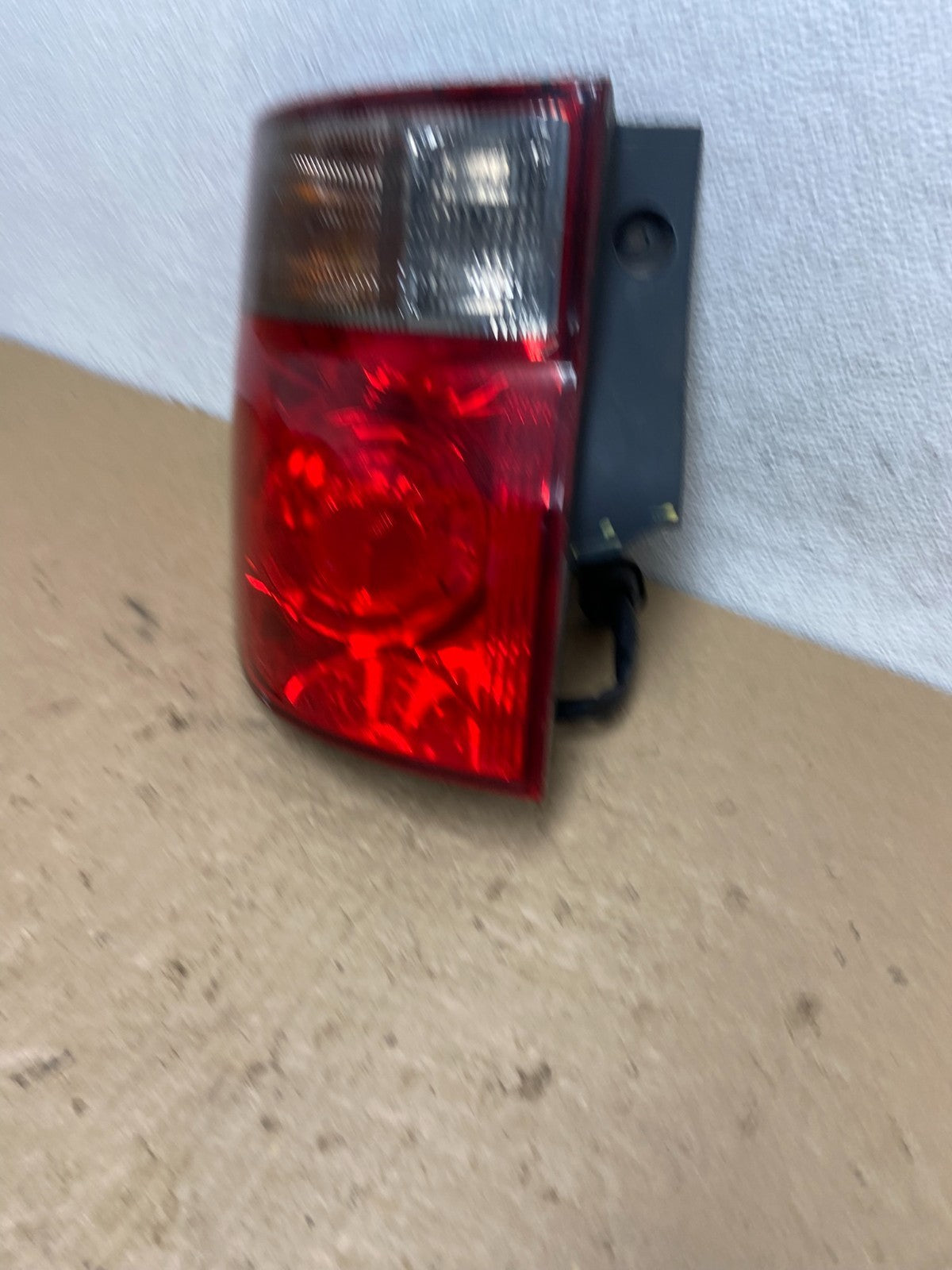 2003 to 2008 Honda Element Left Driver LH Side Tail Light AF8047 DW1