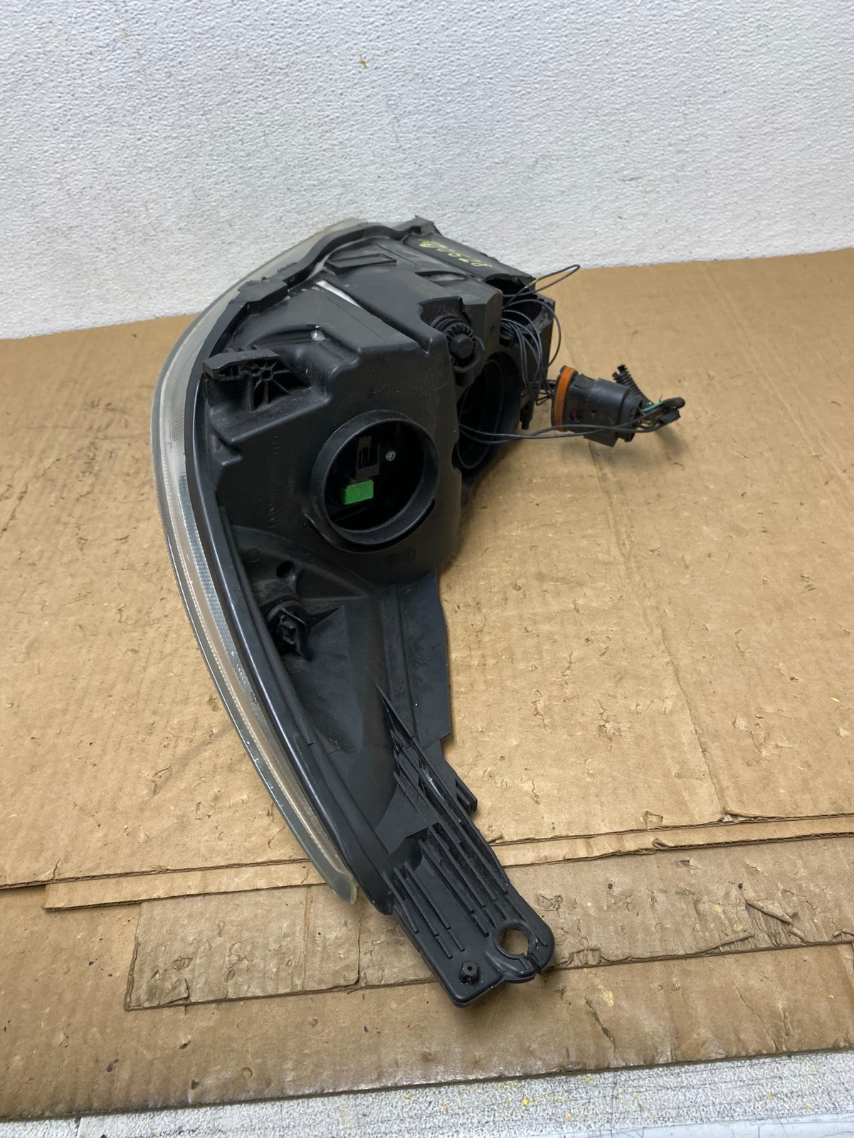 2015-2017 Ford Focus Right Passenger Rh Side Halogen Headlight AD0628 DW8