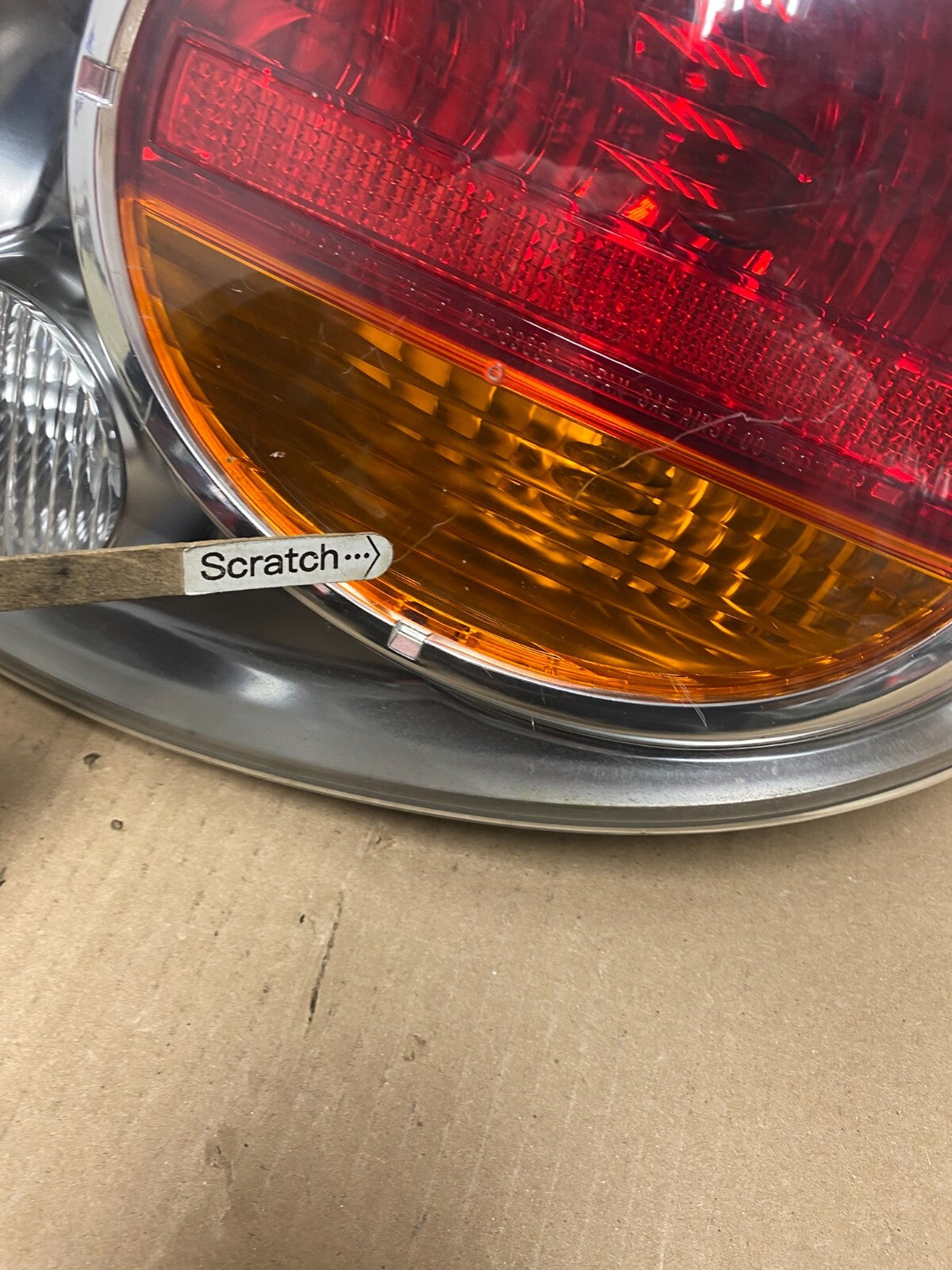 2002 2003 Nissan Maxima Right Passenger RH Side Tail Light OEM M7871 DW4