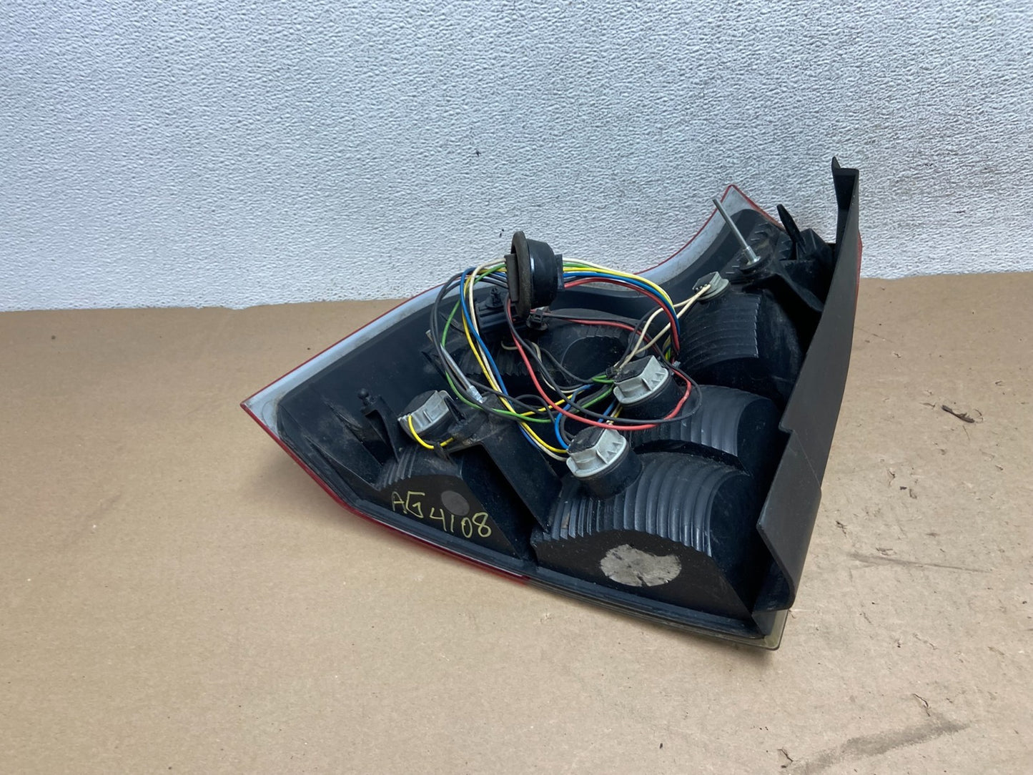 2007 to 2012 Volvo XC90 Right Passenger RH Side Lower Tail Light AG41083