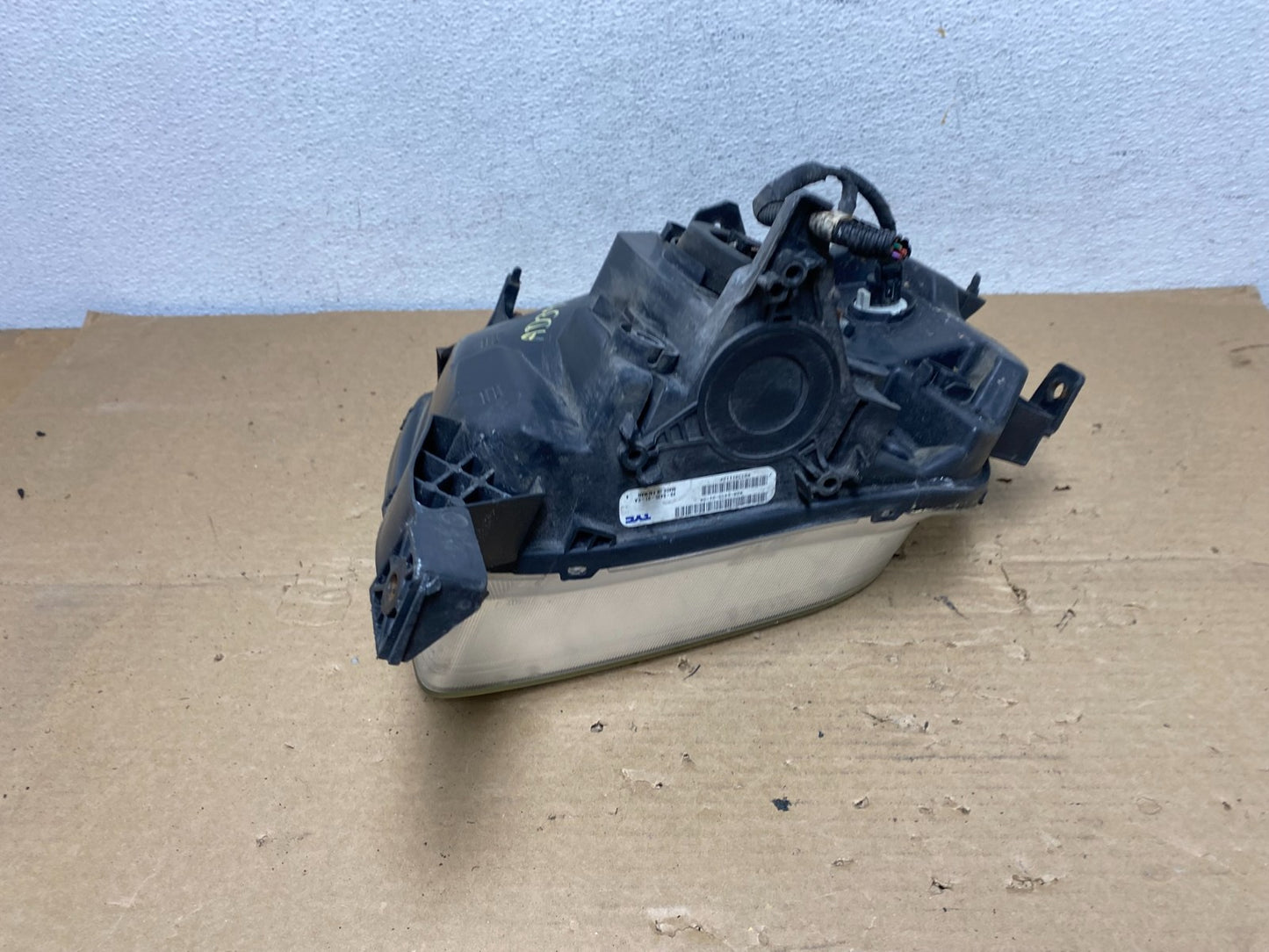 2003 to 2006 Honda Element Right Passenger Rh Side Headlight TYC AD3989 DW6