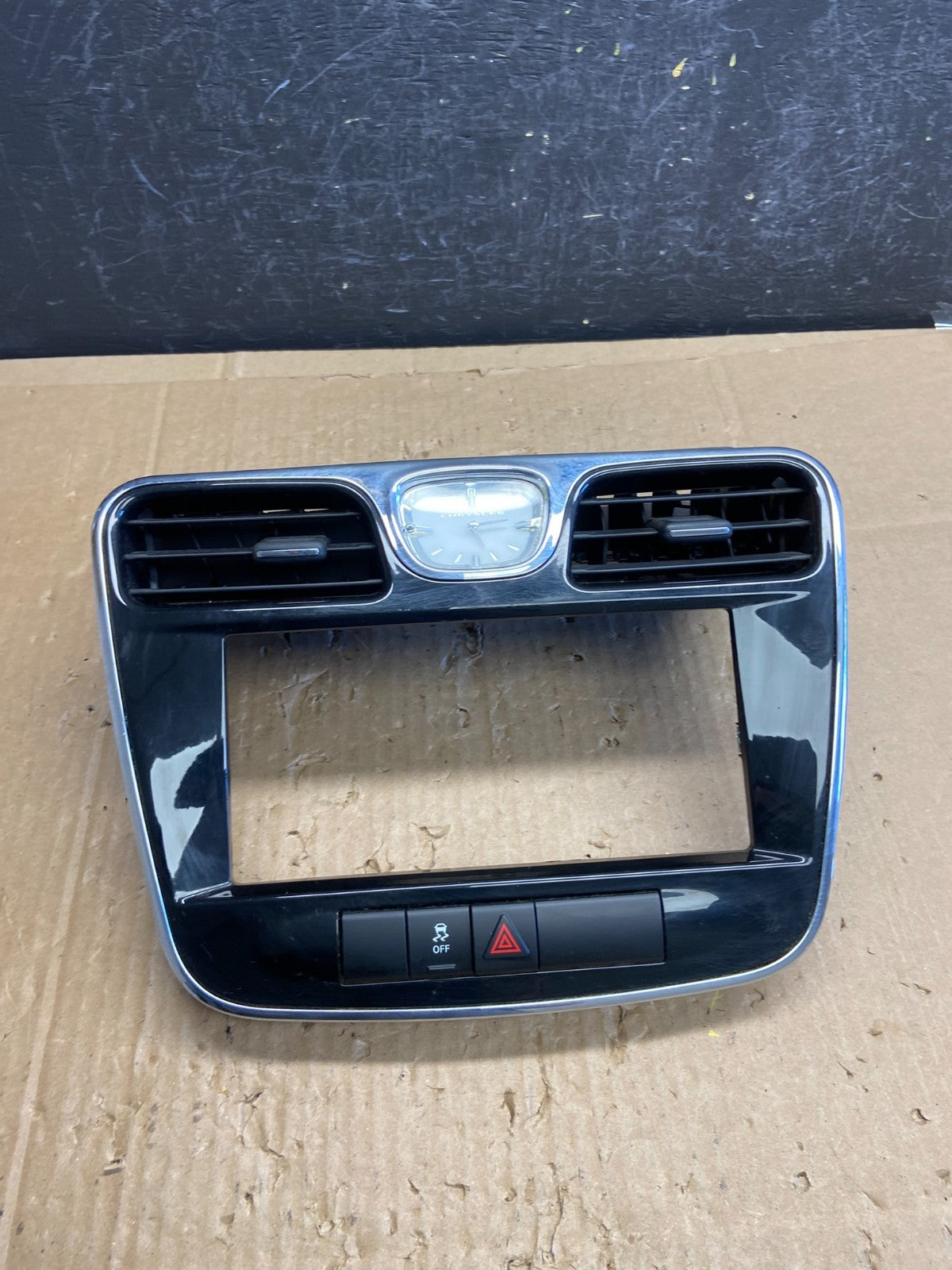 2011 - 2014 Chrysler 200 Dash Radio Bezel Trim Clock Hazard Bezel AD6819 DG0