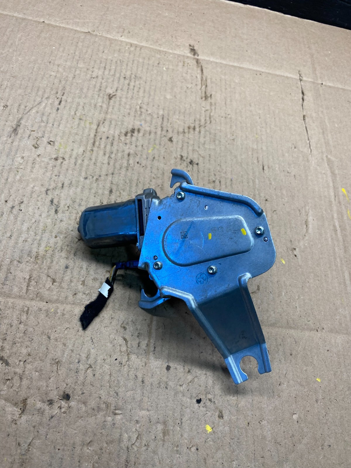 2015 - 2018 Jeep Renegade Tailgate Back Door Rear Wiper Motor Wiper r6121  DG5