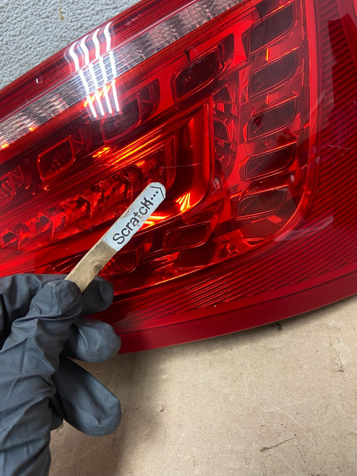 2009 to 2012 Audi Q5 Right Passenger RH Side Tail light AG4759 LK4