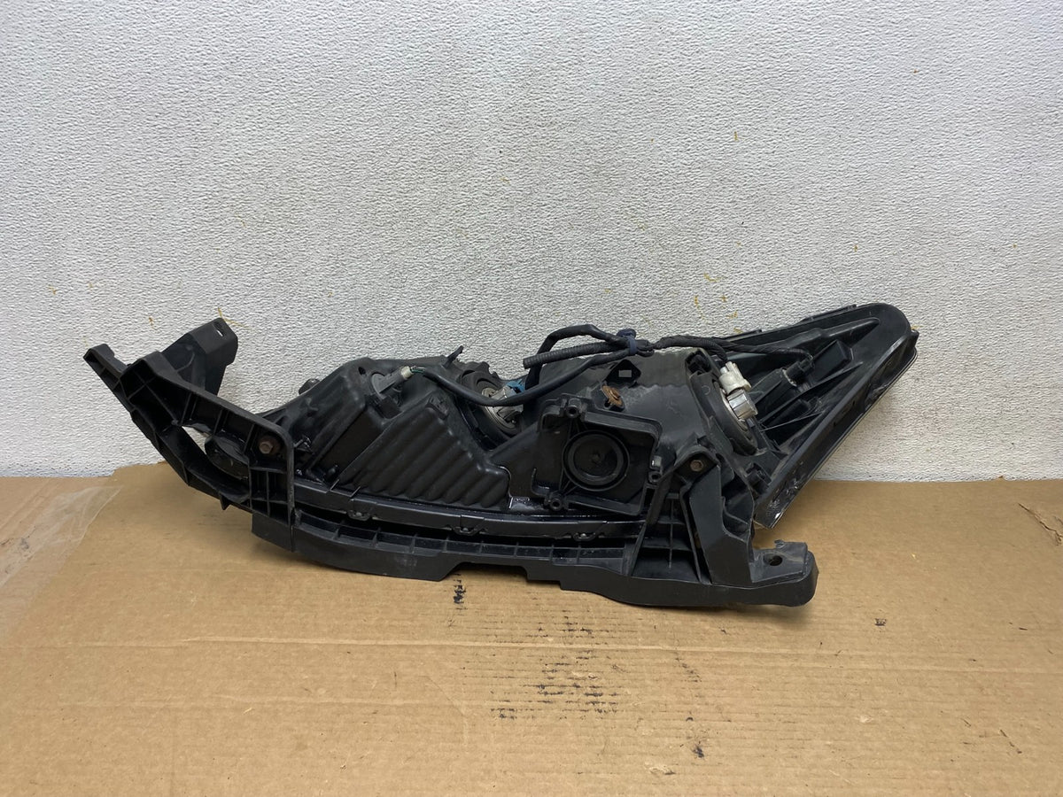 2008 to 2012 Honda Accord Sedan Right Passenger RH Headlight AH4048 DW6