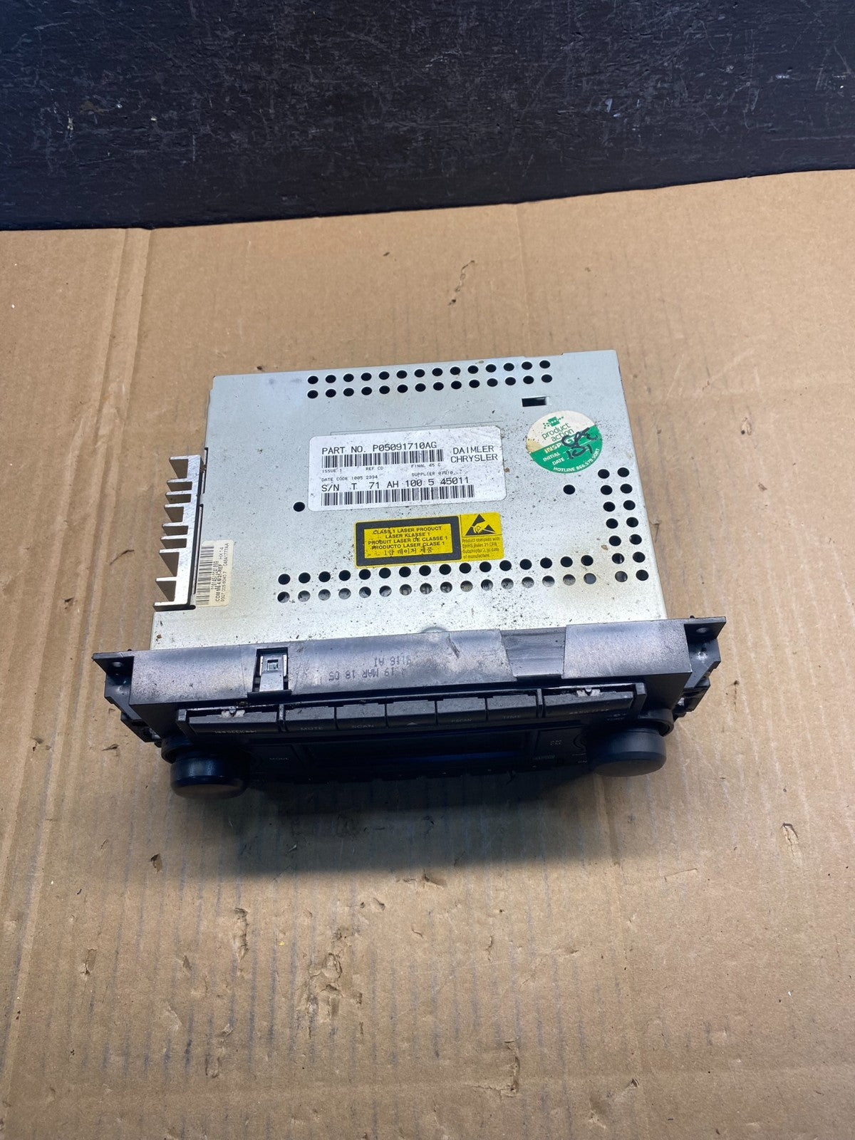 2007-2012 Chrysler Dodge Jeep Ram Radio CD MP3 AUX Receiver AD1721 DG3
