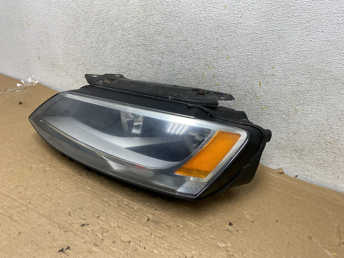 2011 to 2014 Volkswagen Jetta Left Driver LH Headlight Halogen AH9000 DW2