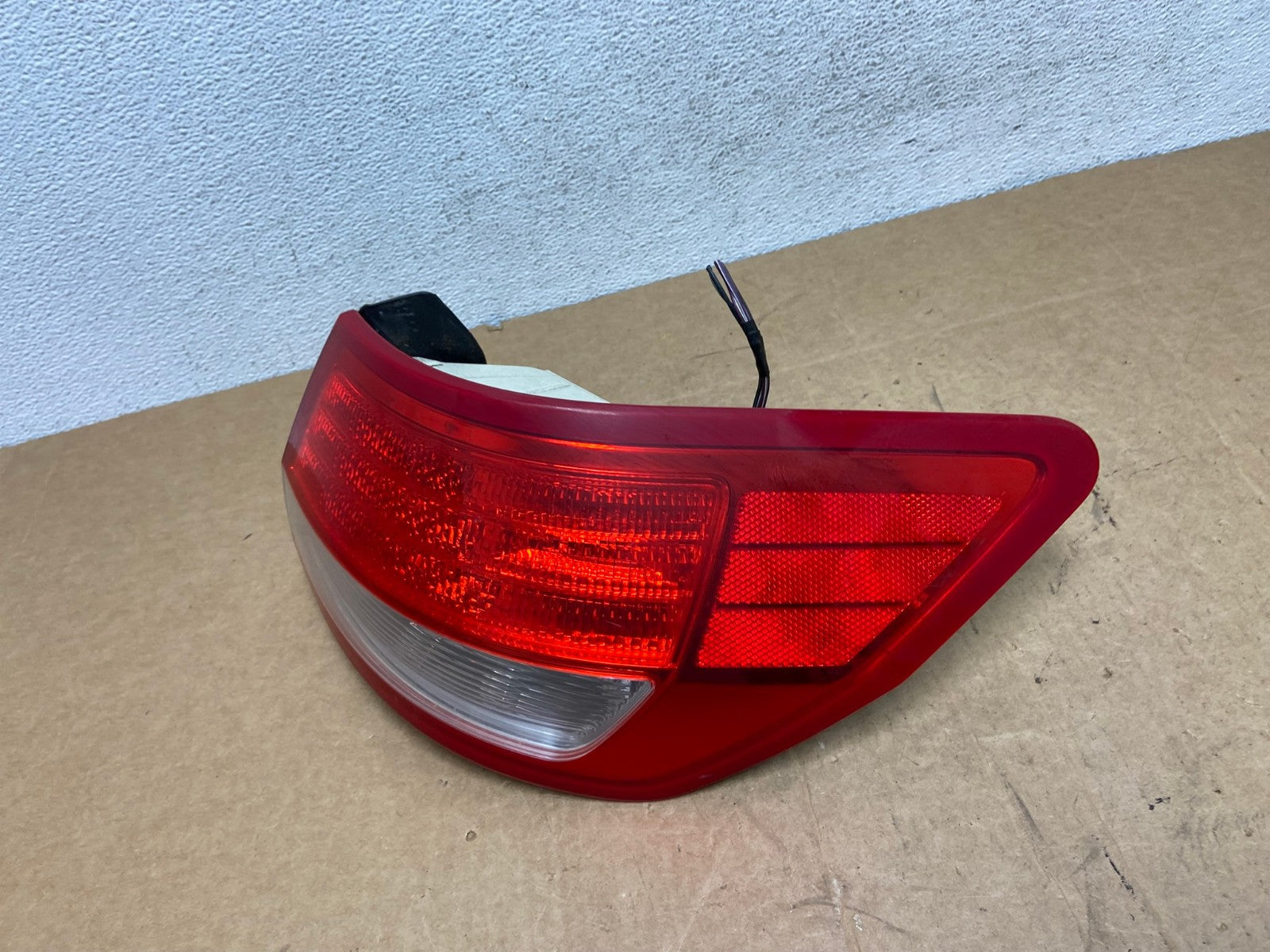 2010 2011 2012 Lincoln MKZ Right Passenger RH Side Tail Light AD6139 LK1