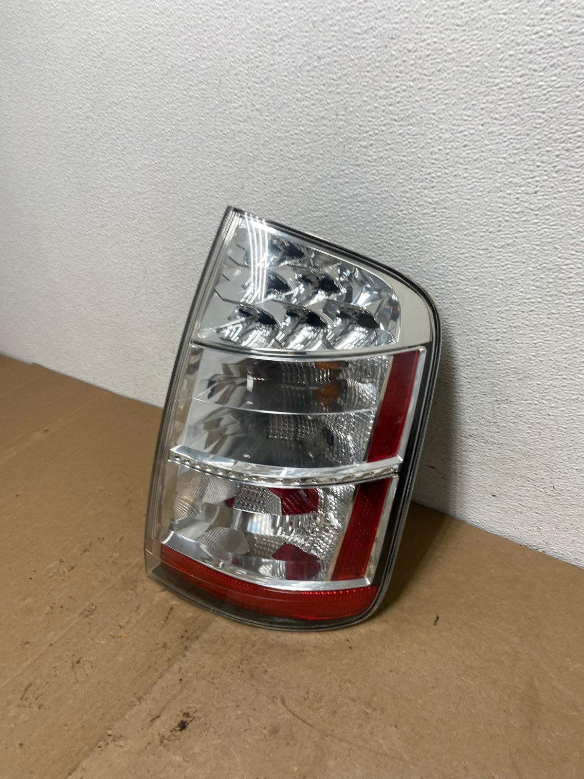 2006 to 2009 Toyota Prius Tail Light Right Passenger Side AC5846 LK1