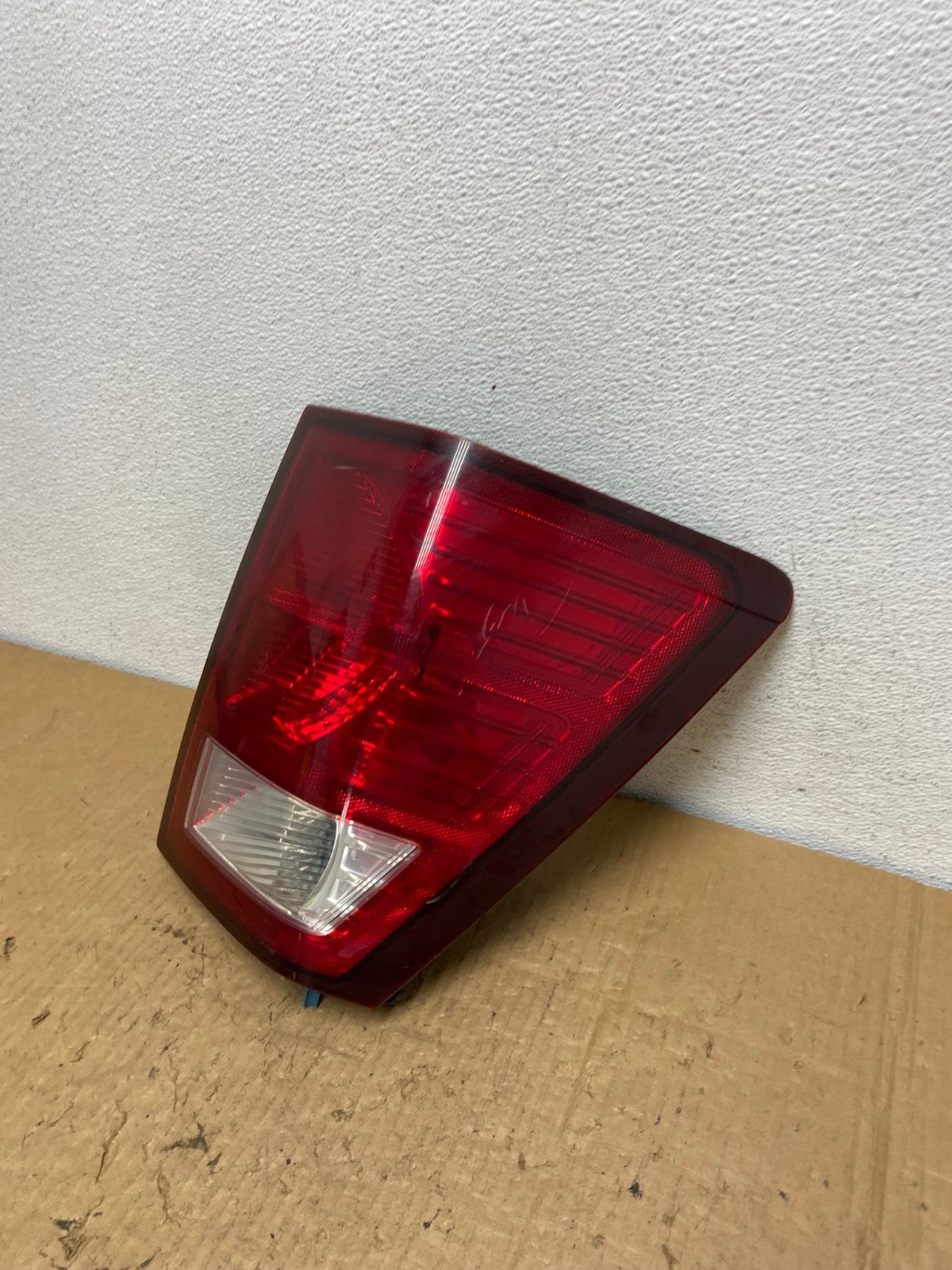 2007 to 2010 Jeep Grand Cherokee Right Passenger Tail Light AC8244 LK1