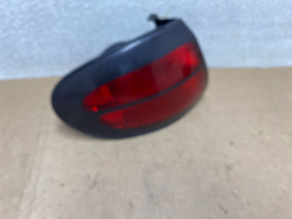 1998 - 1999 Ford Taurus Wagon Sedan Left Driver Side Tail Light Oem W8621 DW1